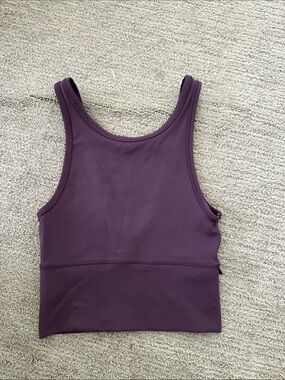 Lululemon pivot tank
